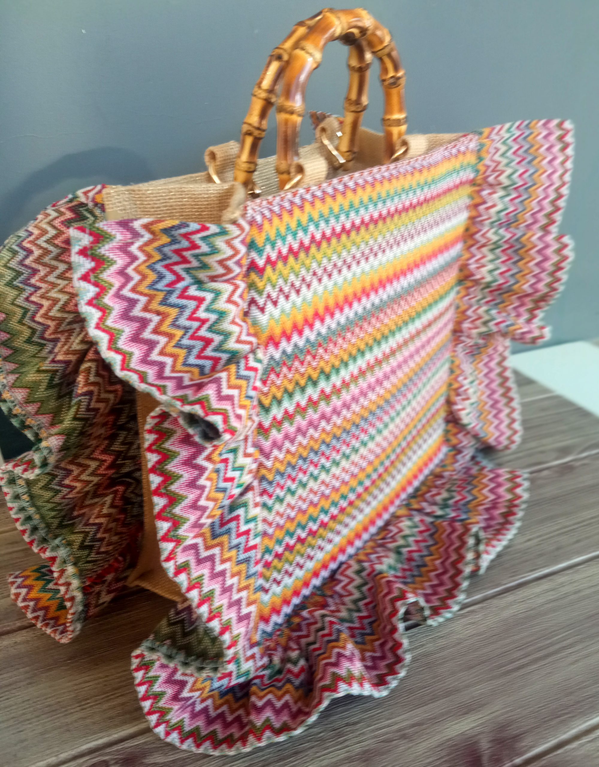 WishBag 22 -15 volantes multicolor