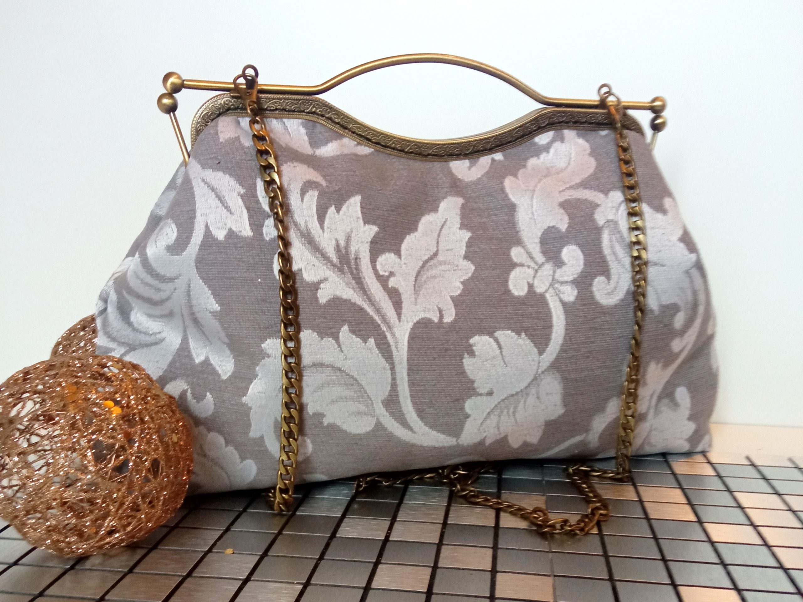 Wishbag Lola 22 - flores plata y gris - Imagen 2